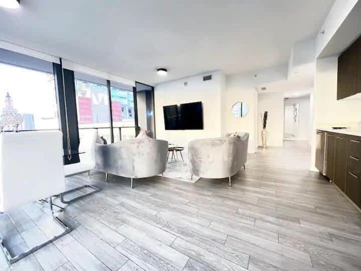 2Br, 2 Baths Lux Downtown Apt Heart Of Austin With Amazing Views, Pool, & Gym Экстерьер фото