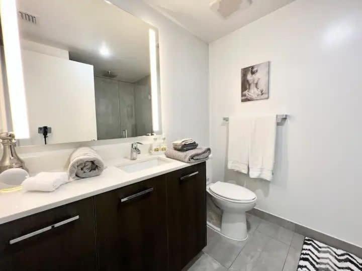 2Br, 2 Baths Lux Downtown Apt Heart Of Austin With Amazing Views, Pool, & Gym Экстерьер фото